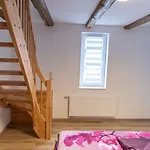 Gaststaette Und Zur Einkehr Estalagem Neustadt an der Orla