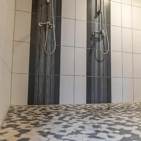 Gaststaette Und Zur Einkehr بيت ريفي Neustadt an der Orla