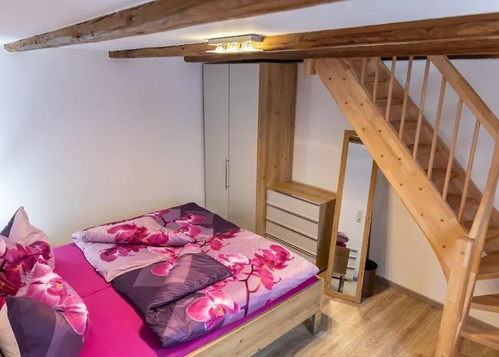 宾馆 Gaststaette Und Zur Einkehr Neustadt an der Orla