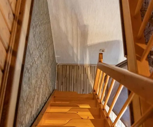 Gaststaette Und Zur Einkehr イン