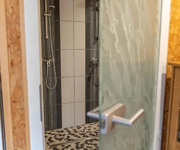 Gaststaette Und Zur Einkehr イン